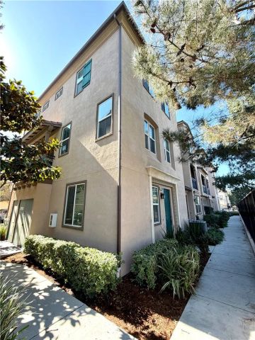 12398 Constellation St, Eastvale, CA 91752