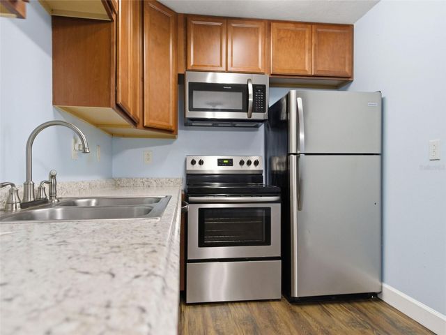 6519 W NEWBERRY ROAD 1006, Gainesville, FL 32605