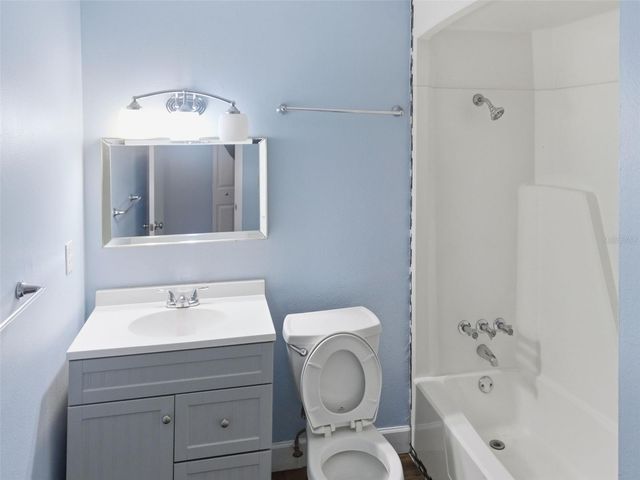 6519 W NEWBERRY ROAD 1006, Gainesville, FL 32605