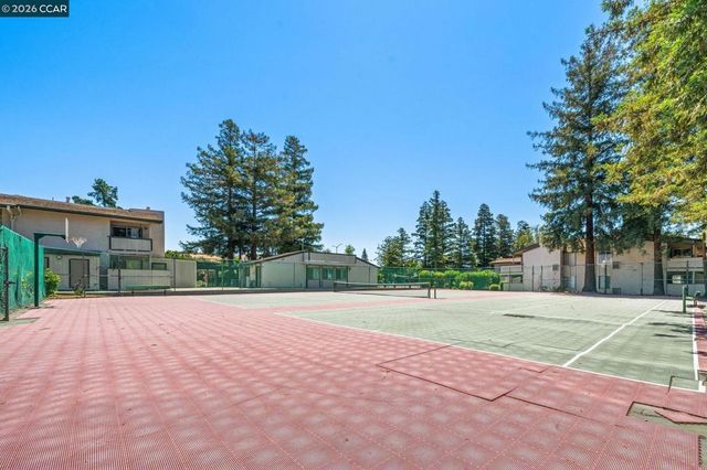 5460 Concord Blvd B8, Concord, CA 94521