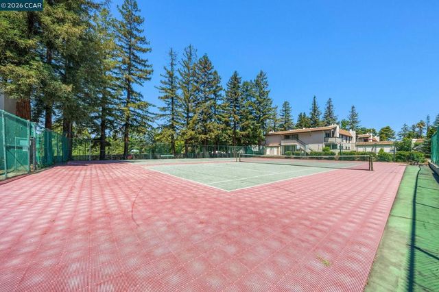 5460 Concord Blvd B8, Concord, CA 94521