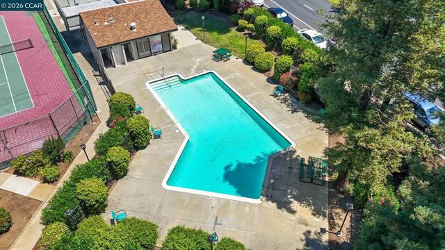 5460 Concord Blvd B8, Concord, CA 94521