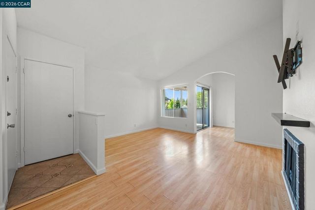 5460 Concord Blvd B8, Concord, CA 94521
