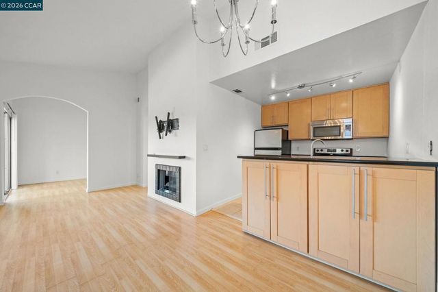 5460 Concord Blvd B8, Concord, CA 94521