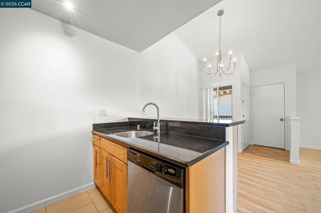 5460 Concord Blvd B8, Concord, CA 94521