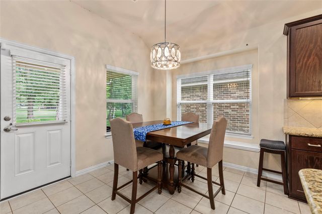 68 Hallmark Drive, Conroe, TX 77304