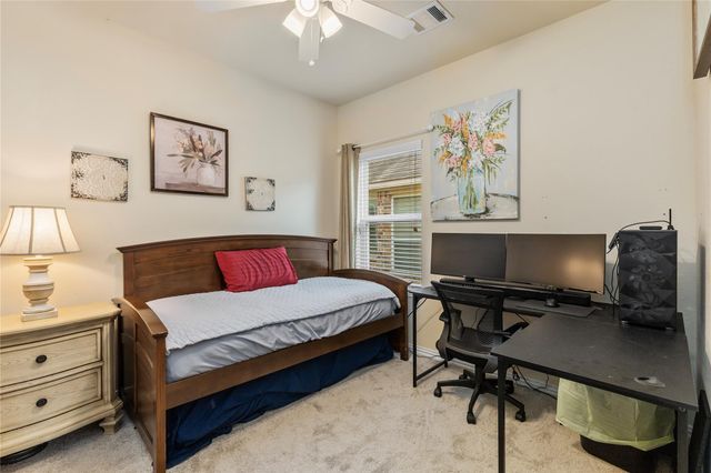 68 Hallmark Drive, Conroe, TX 77304