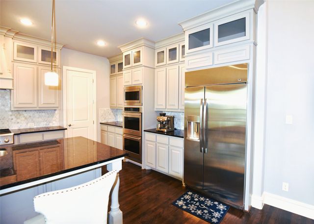 200 Montrose Lane, Southlake, TX 76092