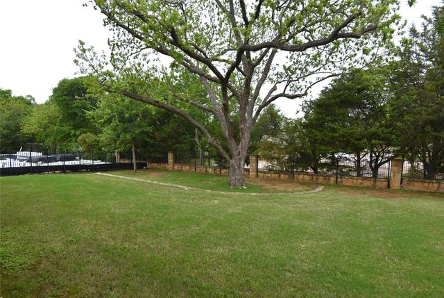 200 Montrose Lane, Southlake, TX 76092