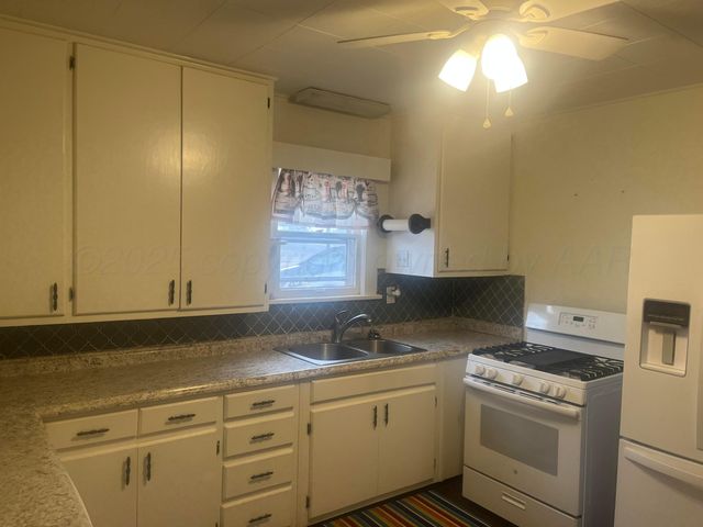 517 S Orpe, Clarendon, TX 79226