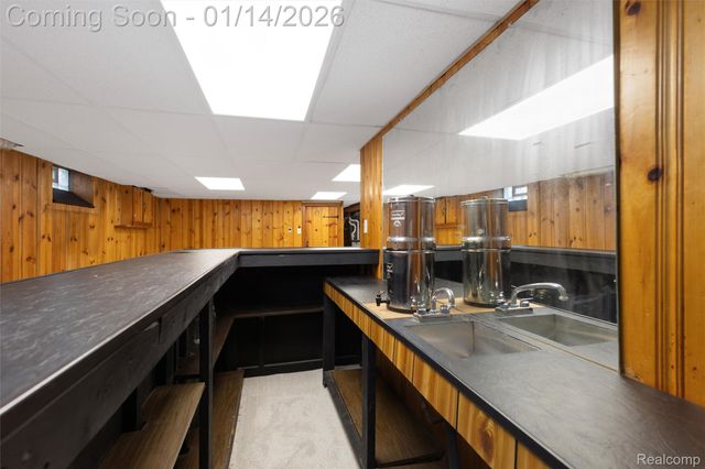 22609 Lange Street, St. Clair Shores, MI 48080