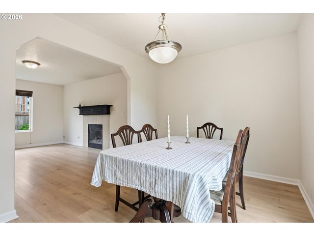 1232 ELDER Pl, Cornelius, OR 97113