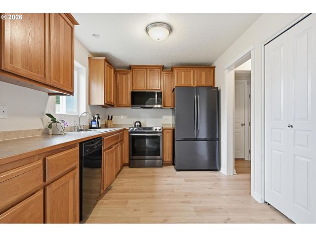 1232 ELDER Pl, Cornelius, OR 97113
