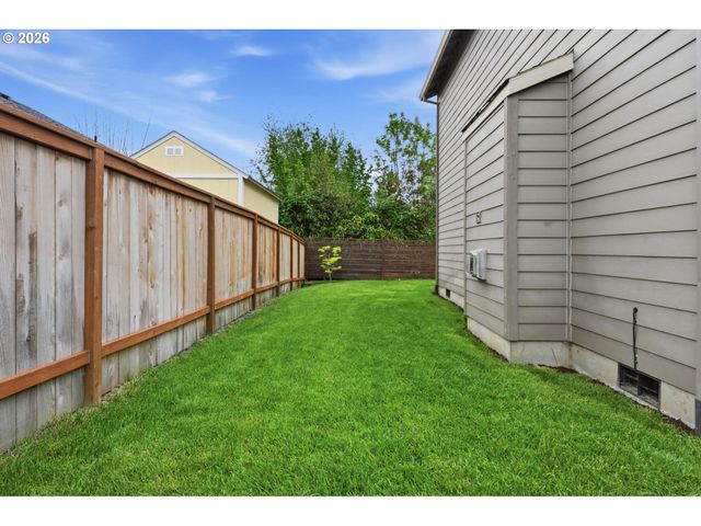1232 ELDER Pl, Cornelius, OR 97113