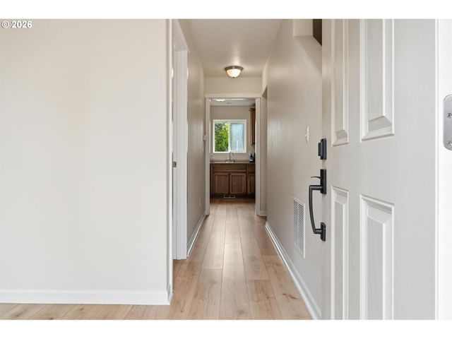 1232 ELDER Pl, Cornelius, OR 97113
