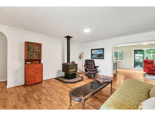 85385 RIDGEWAY Rd, Pleasant Hill, OR 97455