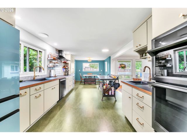 85385 RIDGEWAY Rd, Pleasant Hill, OR 97455