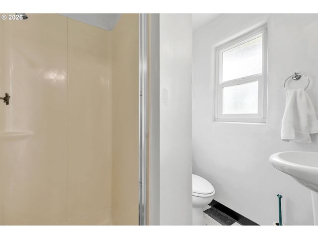 85385 RIDGEWAY Rd, Pleasant Hill, OR 97455