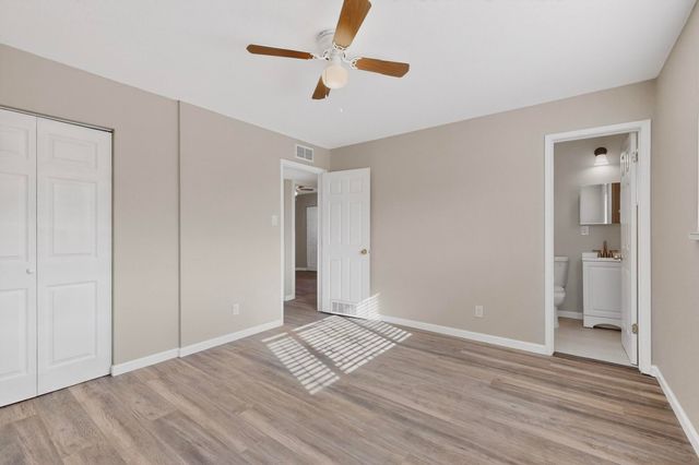 1920 Sanford Avenue SW, Albuquerque, NM 87105