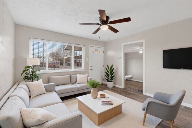 1920 Sanford Avenue SW, Albuquerque, NM 87105