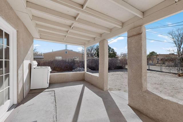 1920 Sanford Avenue SW, Albuquerque, NM 87105