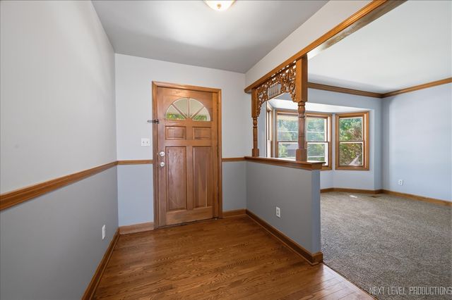 13 Saddlewood Court, Sugar Grove, IL 60554