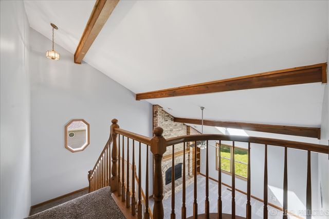 13 Saddlewood Court, Sugar Grove, IL 60554