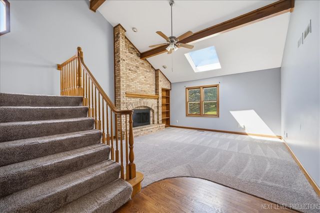 13 Saddlewood Court, Sugar Grove, IL 60554