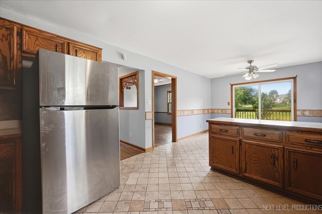 13 Saddlewood Court, Sugar Grove, IL 60554