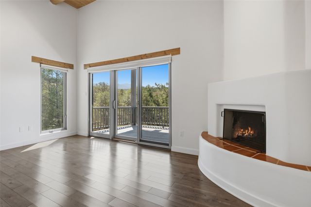 901 Allahna Way, Santa Fe, NM 87501