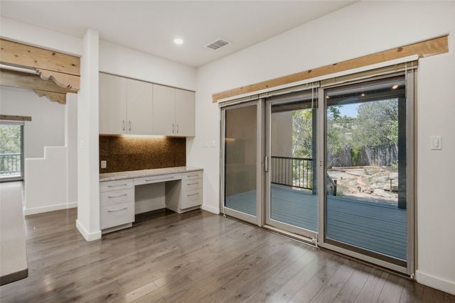 901 Allahna Way, Santa Fe, NM 87501