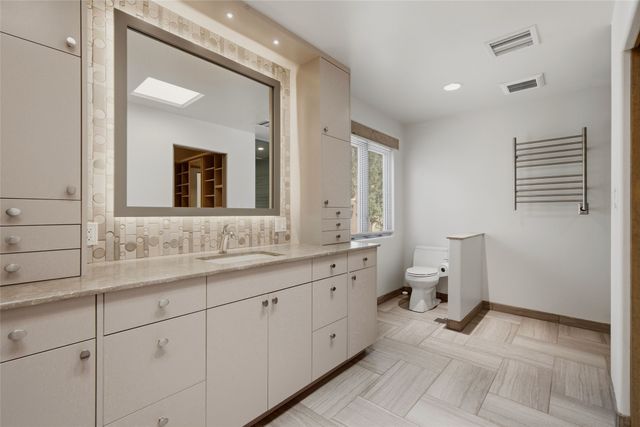 901 Allahna Way, Santa Fe, NM 87501