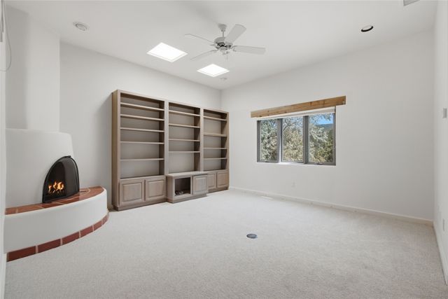 901 Allahna Way, Santa Fe, NM 87501