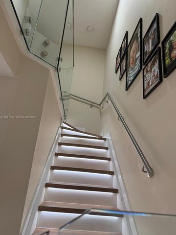 13867 SW 62nd Ter, Miami, FL 33183