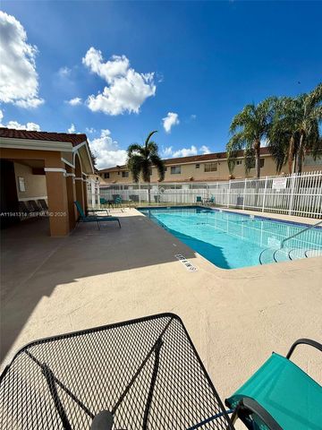 13867 SW 62nd Ter, Miami, FL 33183