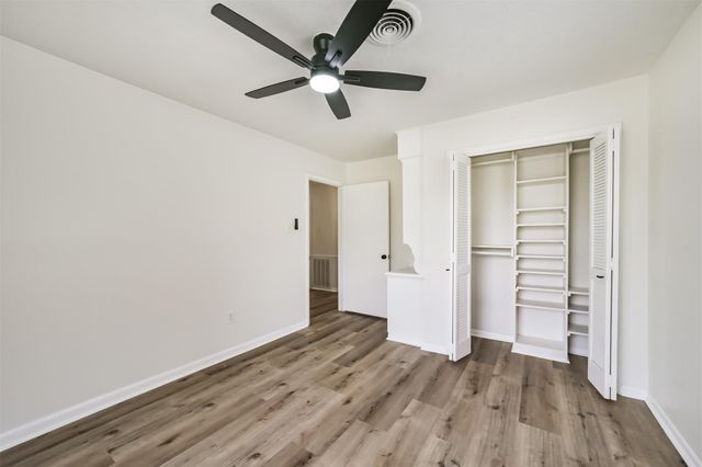 306 Red Bud Lane, Baytown, TX 77520