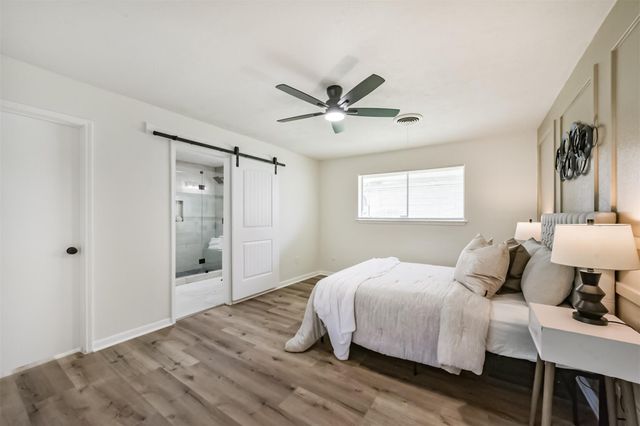 306 Red Bud Lane, Baytown, TX 77520