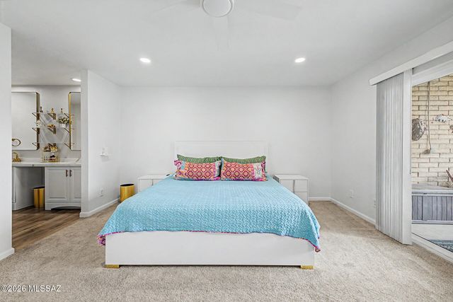 1300 N Dorado Boulevard, Tucson, AZ 85715