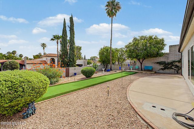 1300 N Dorado Boulevard, Tucson, AZ 85715