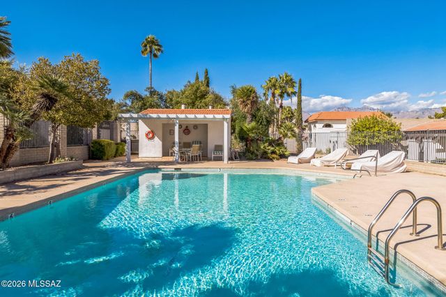1300 N Dorado Boulevard, Tucson, AZ 85715