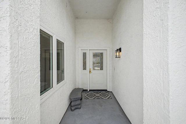 1300 N Dorado Boulevard, Tucson, AZ 85715