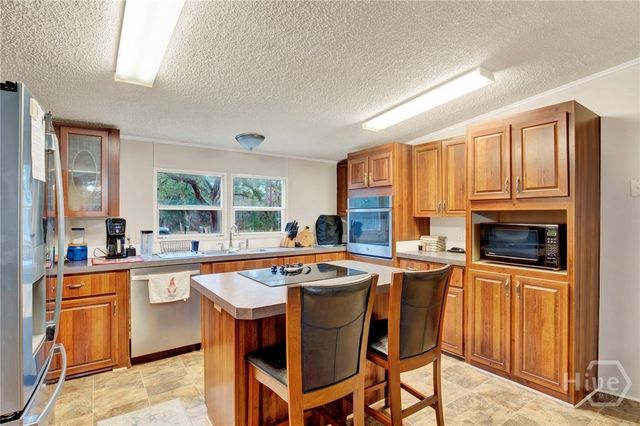 1025 Pine Needle Drive, Ellabell, GA 31308