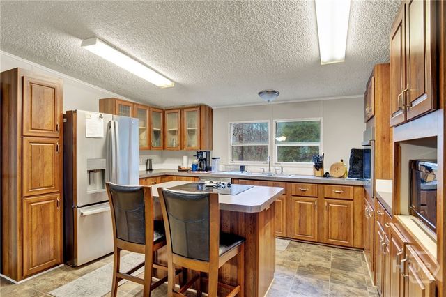 1025 Pine Needle Drive, Ellabell, GA 31308