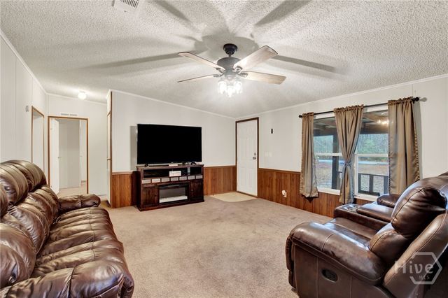 1025 Pine Needle Drive, Ellabell, GA 31308