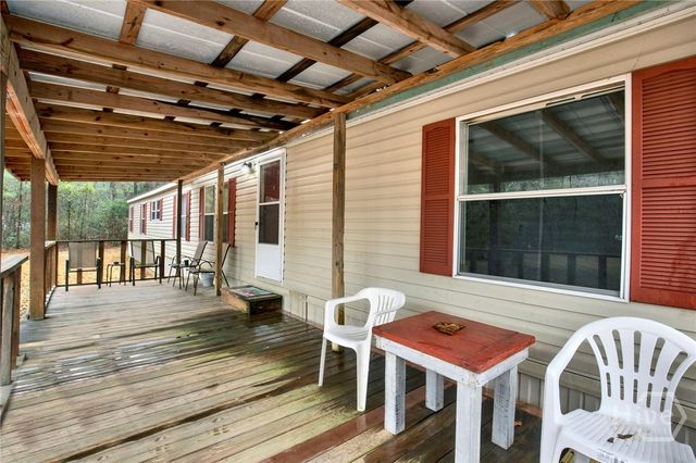 1025 Pine Needle Drive, Ellabell, GA 31308