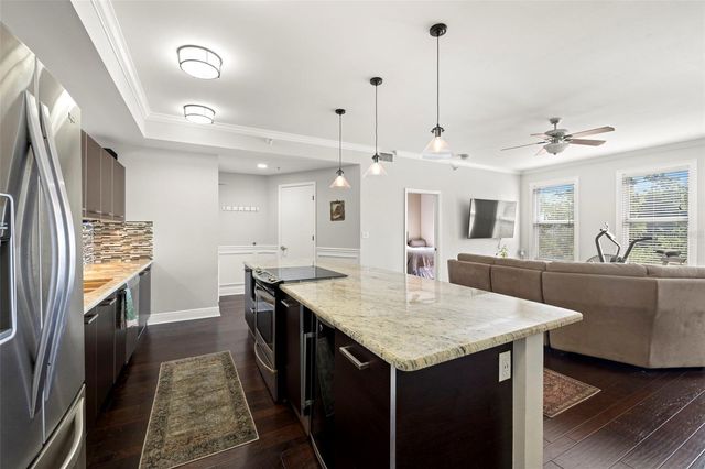 205 5TH AVENUE N 301, St Petersburg, FL 33701