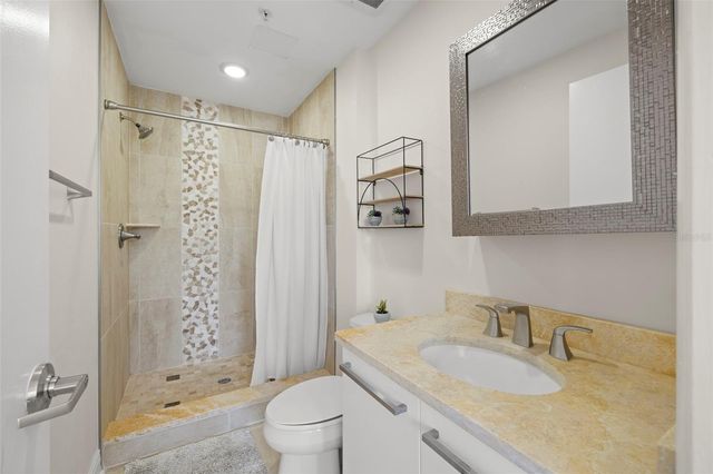 205 5TH AVENUE N 301, St Petersburg, FL 33701