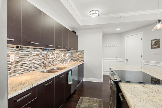 205 5TH AVENUE N 301, St Petersburg, FL 33701