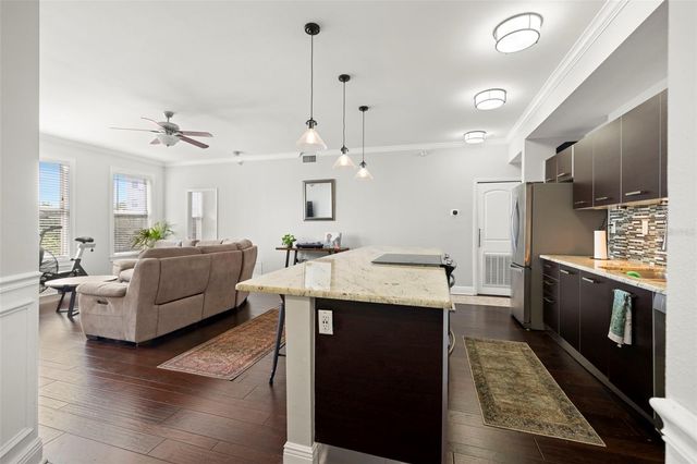 205 5TH AVENUE N 301, St Petersburg, FL 33701