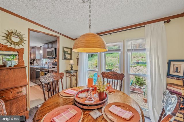 32 SHERRILL, Berkeley Springs, WV 25411